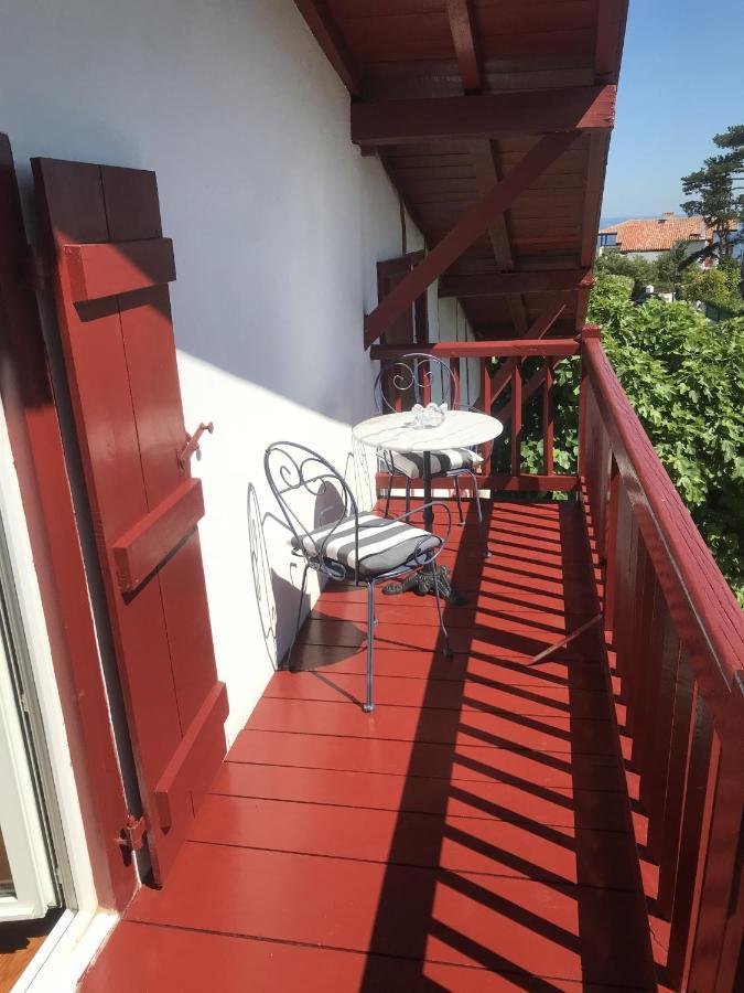 Chambres D'Hotes Gela Itsasoa Baie Ciboure Buitenkant foto